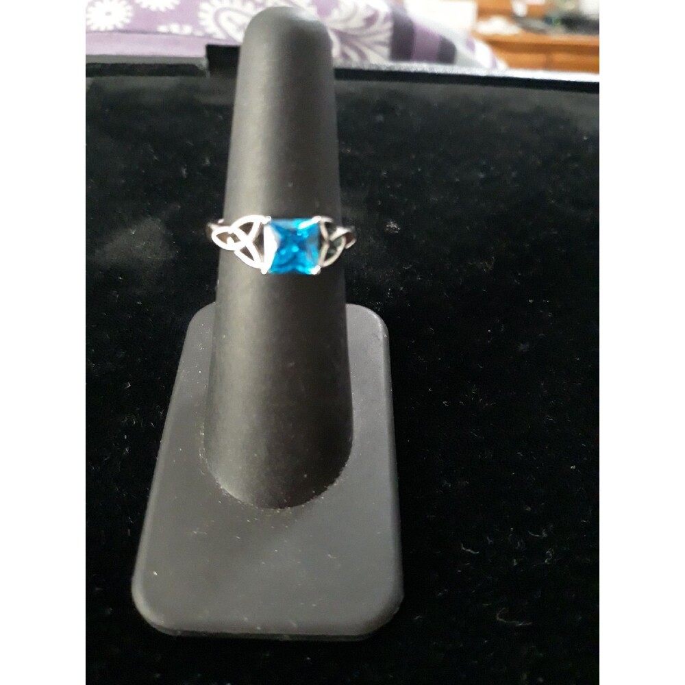 Sterling silver Blue Topaz cz ring sz6